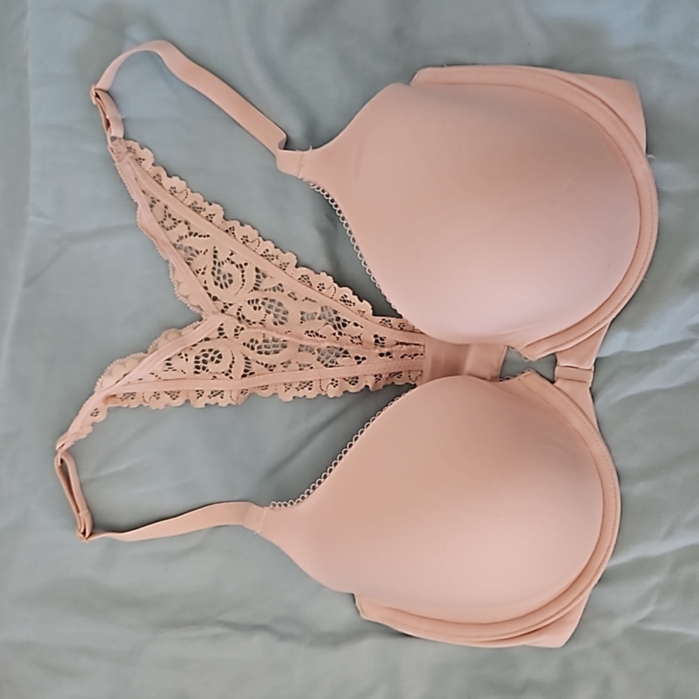 Body By Victoria Demi bra front closure 32DDD